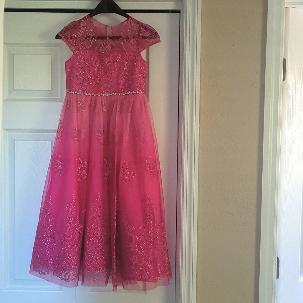 Girls size 6 long gown